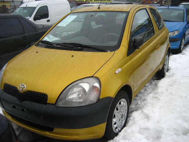 2000 Toyota Yaris