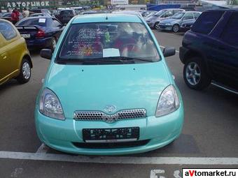 2000 Toyota Yaris Photos