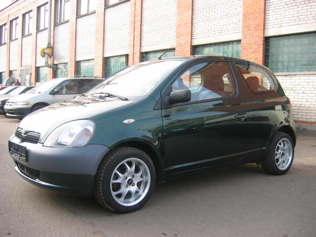 2001 Toyota Yaris