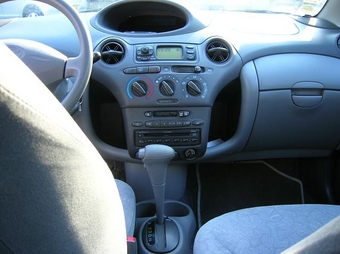 2001 Yaris