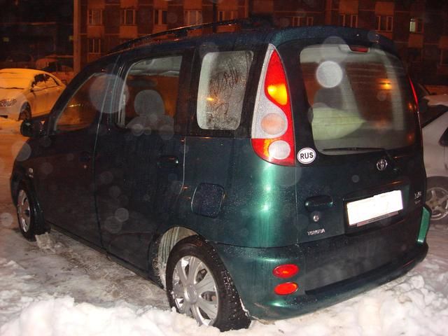2001 Toyota Yaris