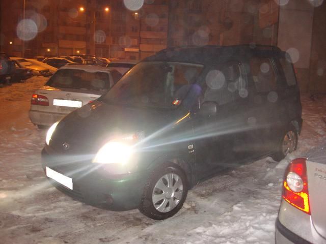 2001 Toyota Yaris