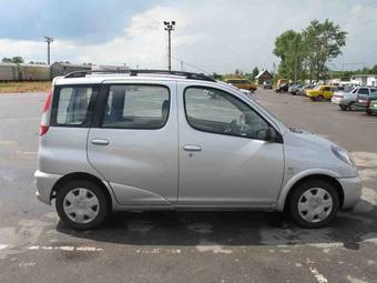 2002 Toyota Yaris