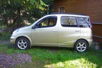 2002 Toyota Yaris