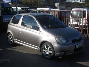 2002 Toyota Yaris Photos