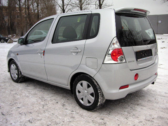 2003 Toyota Yaris