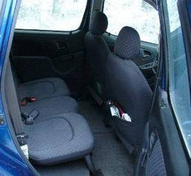 2003 Toyota Yaris Photos