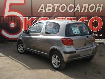 2003 Toyota Yaris Pictures