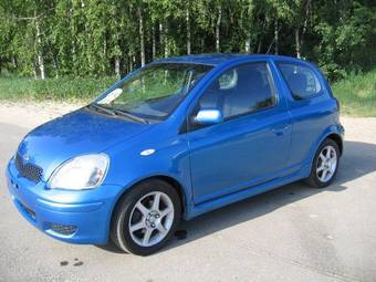2003 Toyota Yaris Pictures