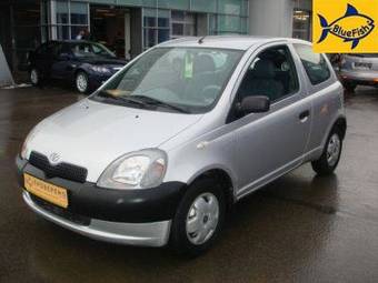 2003 Toyota Yaris Images