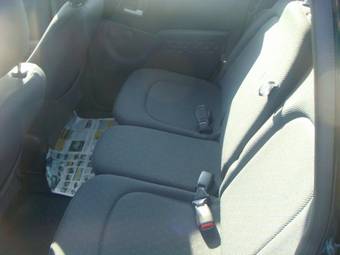 2004 Toyota Yaris Photos
