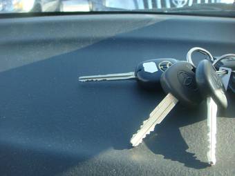 2004 Toyota Yaris Photos