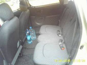 2004 Toyota Yaris Pictures