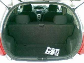 2005 Toyota Yaris Photos