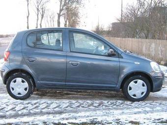 2005 Toyota Yaris Photos