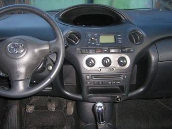 2005 Toyota Yaris Photos