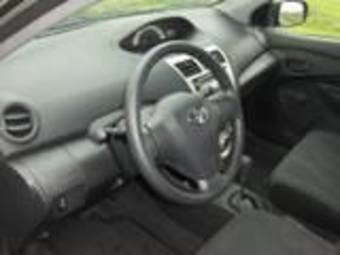 2006 Toyota Yaris Photos