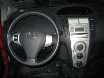 2007 Toyota Yaris Photos