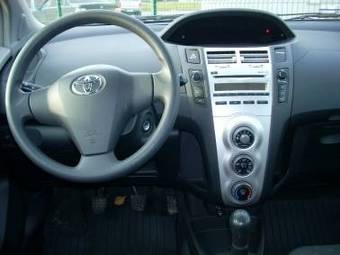 2007 Toyota Yaris Pictures