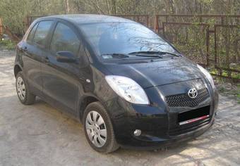 2007 Toyota Yaris Photos