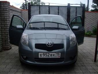 2007 Toyota Yaris Photos