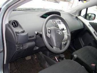 2008 Toyota Yaris Photos