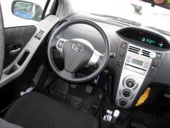 2008 Toyota Yaris Photos