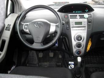 2008 Toyota Yaris Pictures