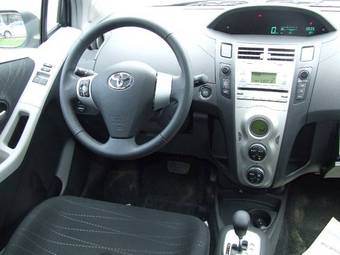 2008 Toyota Yaris Images