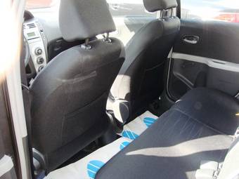 2008 Toyota Yaris Pictures