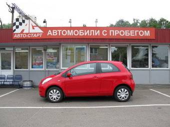 2008 Toyota Yaris Images