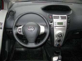 2008 Toyota Yaris Pictures