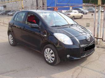 2008 Toyota Yaris Photos