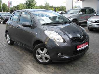 2008 Toyota Yaris Pictures