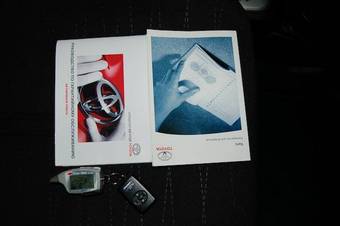 2008 Toyota Yaris Photos