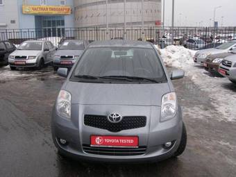 2008 Toyota Yaris Photos