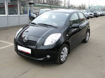 2008 Toyota Yaris Photos