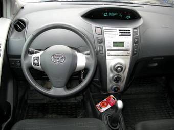2008 Toyota Yaris Pictures