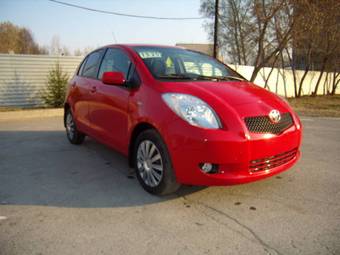 2008 Toyota Yaris Photos