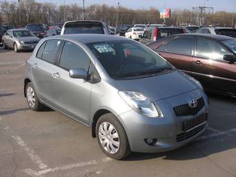 2008 Toyota Yaris Photos