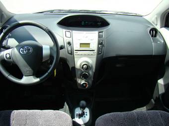 2008 Toyota Yaris Pictures