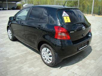 2008 Toyota Yaris Photos