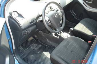 2008 Toyota Yaris Images