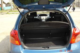 2008 Toyota Yaris Pics