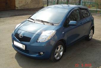 2008 Toyota Yaris Photos