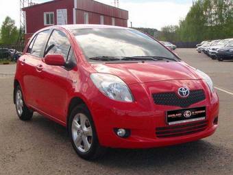 2008 Toyota Yaris Photos