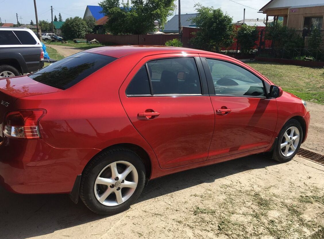 2010 Toyota Yaris II NCP91 1.5 AT 4dr. (106 Hp) specs, technical data ...