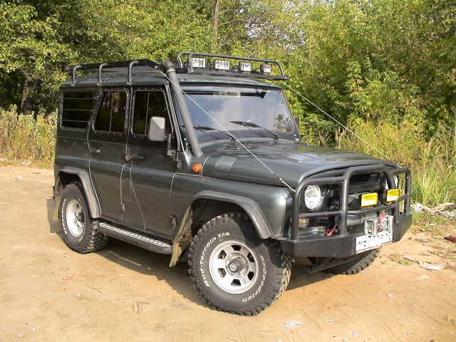 2005 UAZ 31519