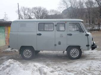 2010 UAZ Buhanka Photos