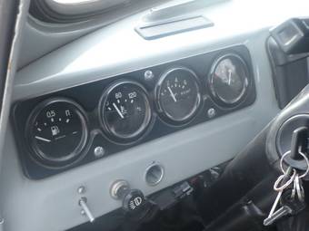 2010 UAZ Buhanka Pics